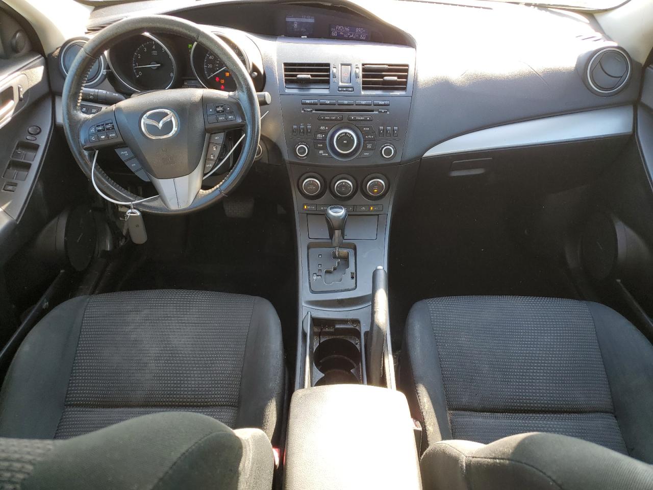 MAZDA 3 I