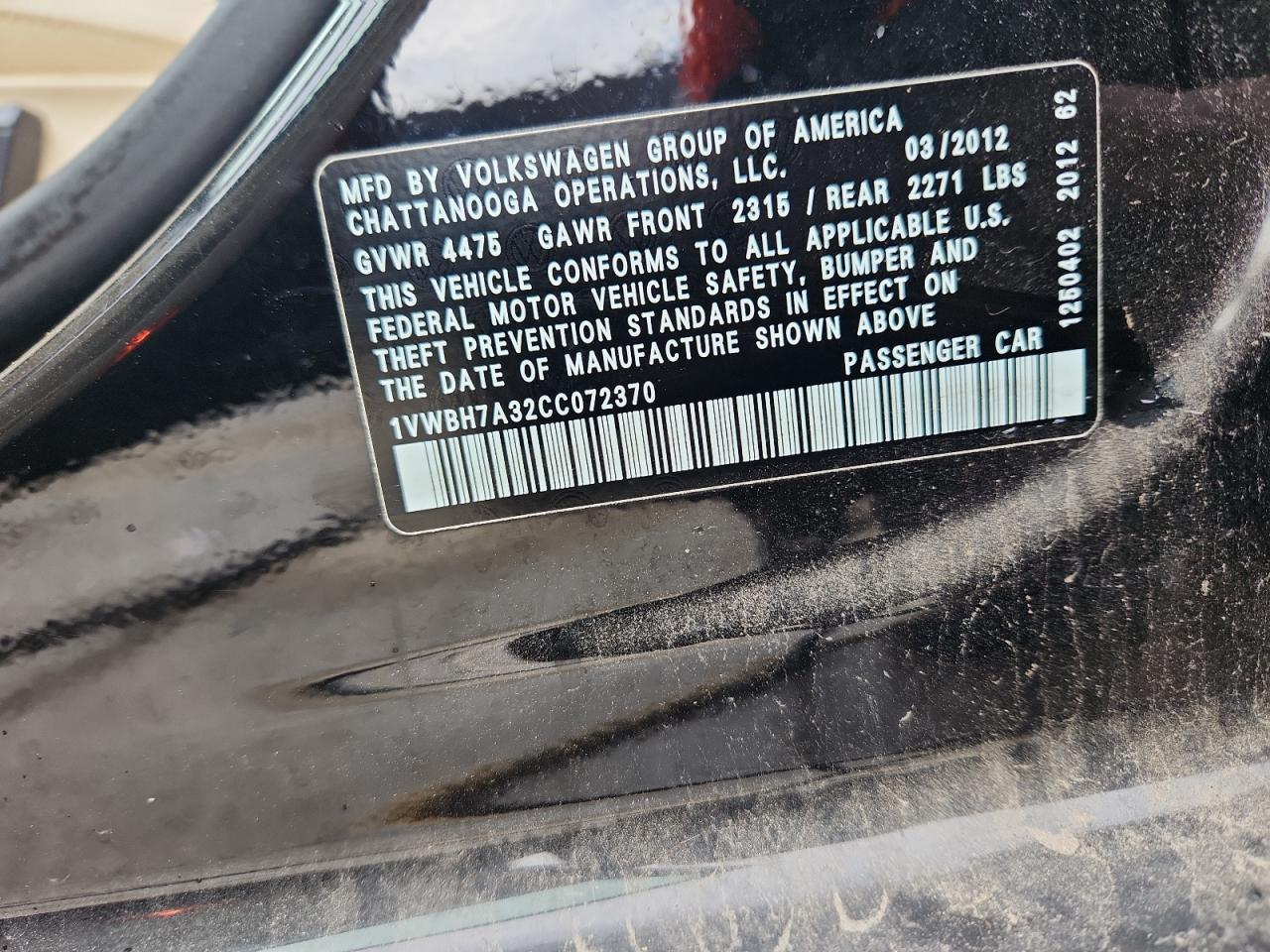 VOLKSWAGEN PASSAT SE