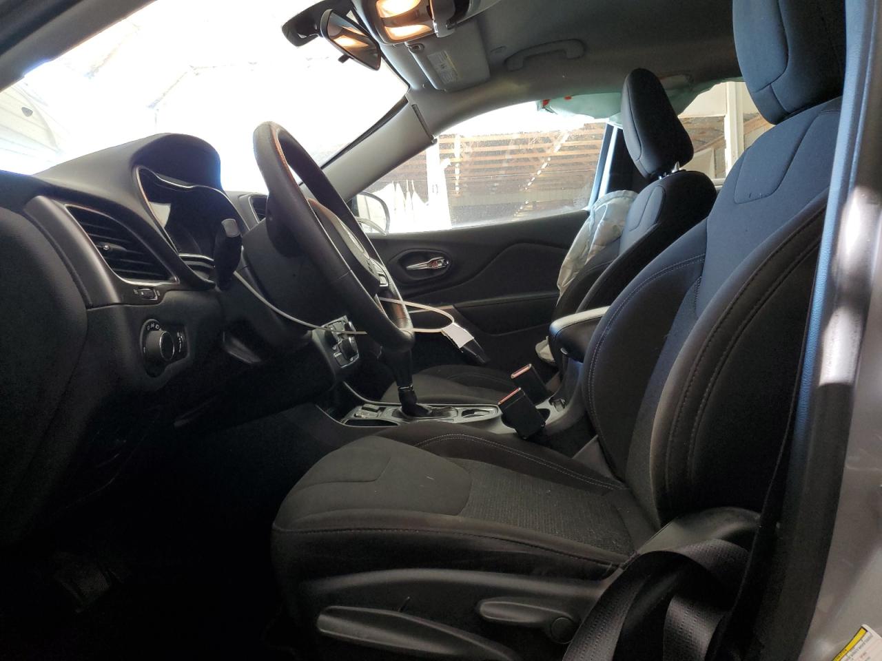 JEEP GRAND CHEROKEE LATITUDE