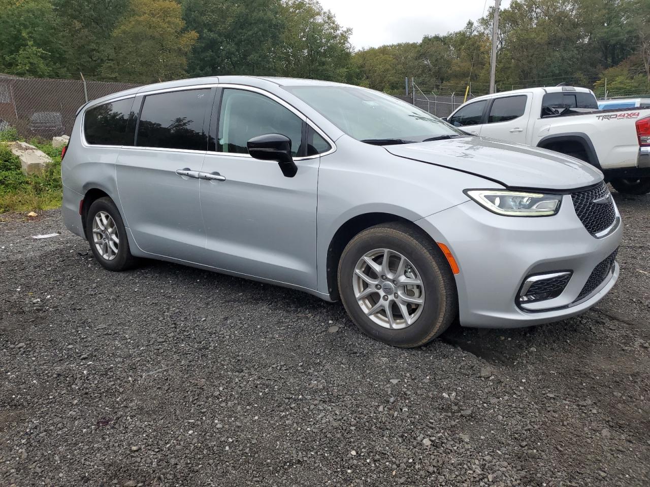 CHRYSLER PACIFICA TOURING L
