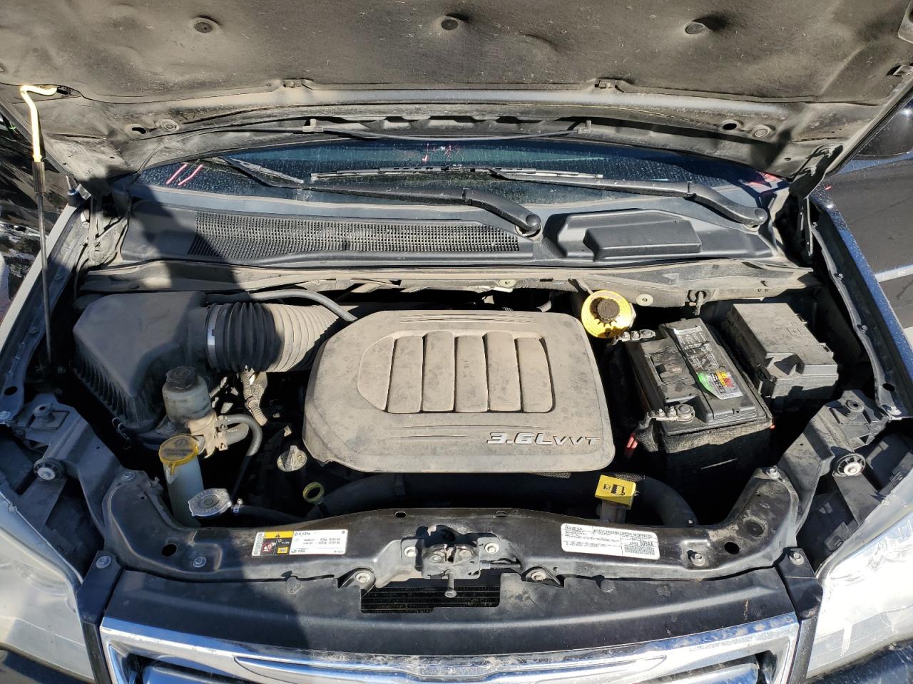 CHRYSLER TOWN & COUNTRY TOURING