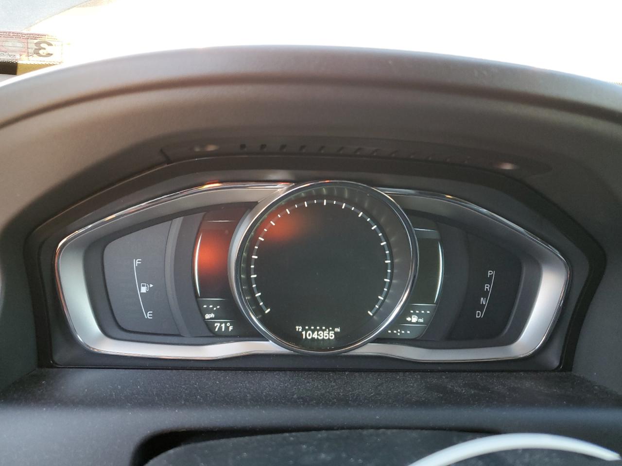 VOLVO XC60 T5 PLATINUM