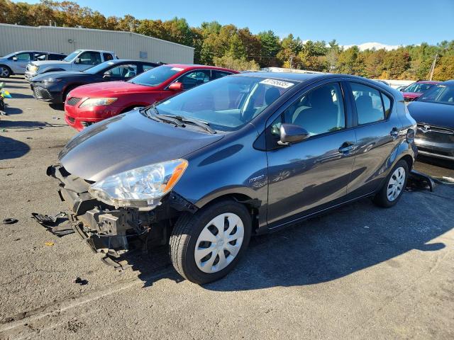 Global Auto Auctions: 2014 TOYOTA PRIUS C