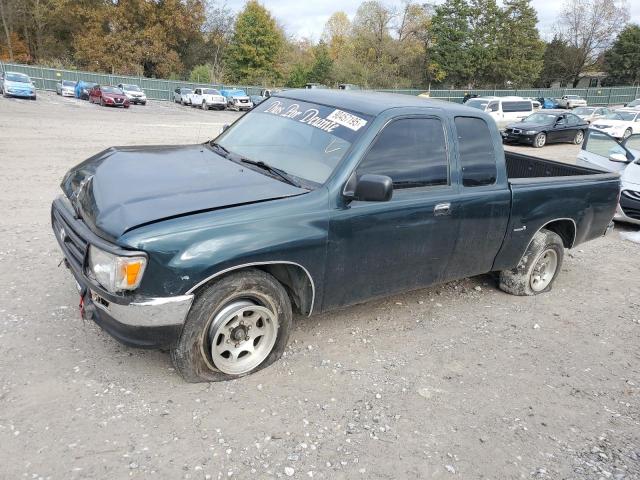 Global Auto Auctions: 1996 TOYOTA T100 XTRAC