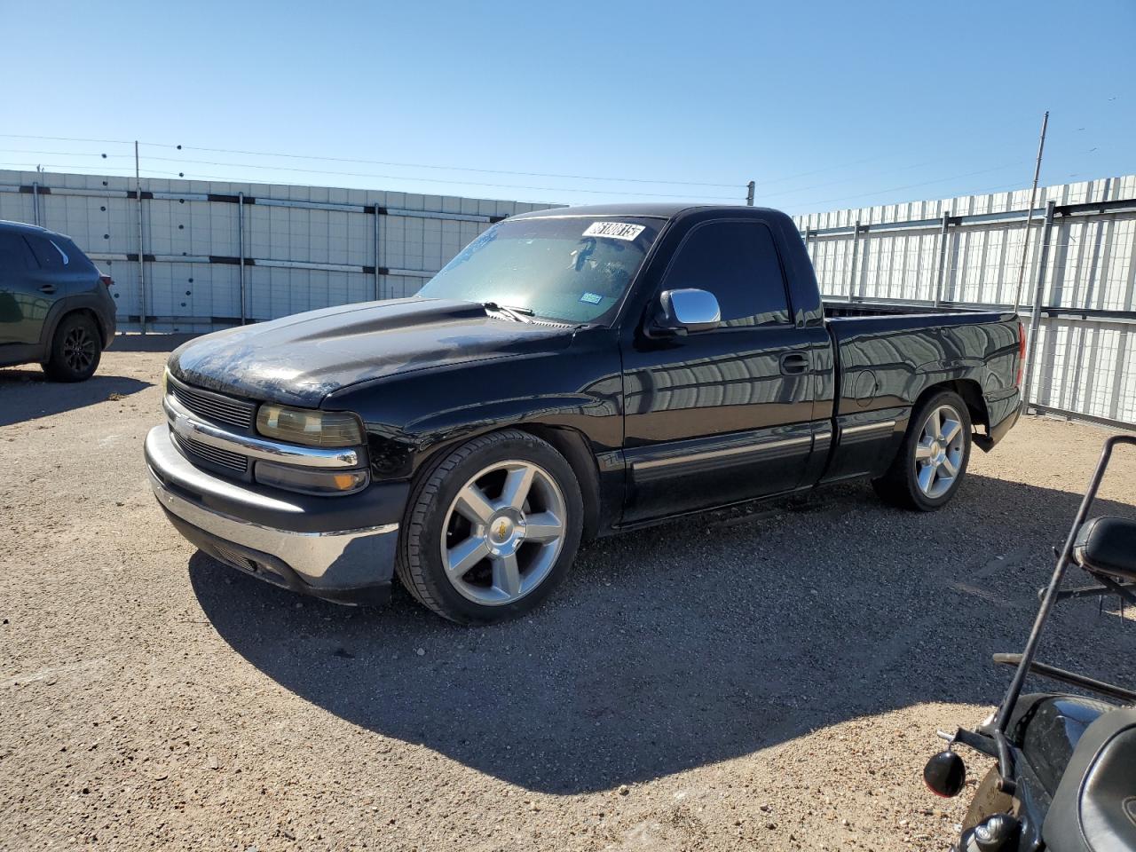 Lot #3308271215 2000 CHEVROLET SILVERADO