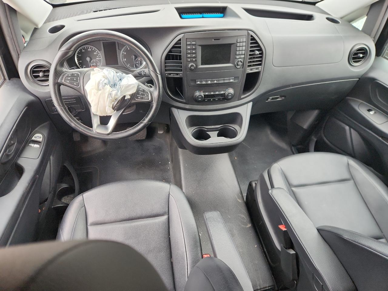 MERCEDES-BENZ METRIS