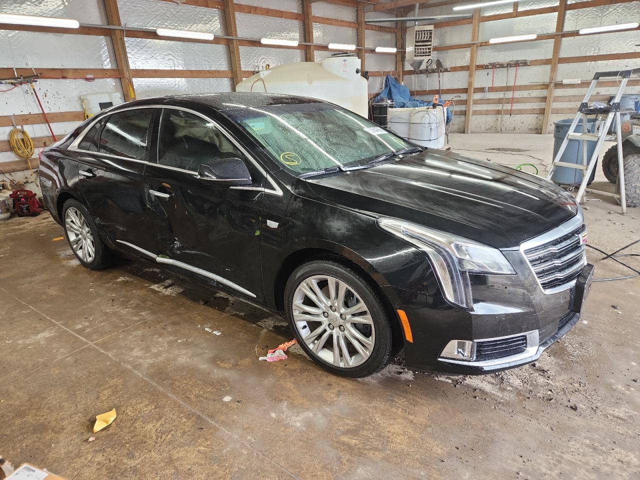 CADILLAC XTS LUXURY