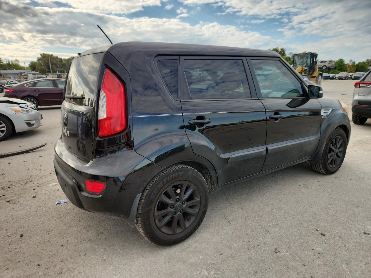 KIA SOUL +