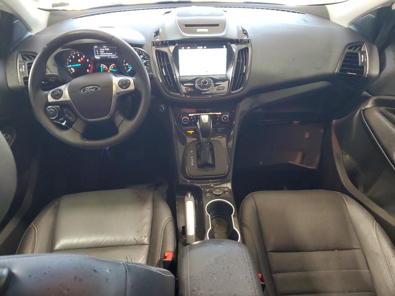 FORD ESCAPE TITANIUM