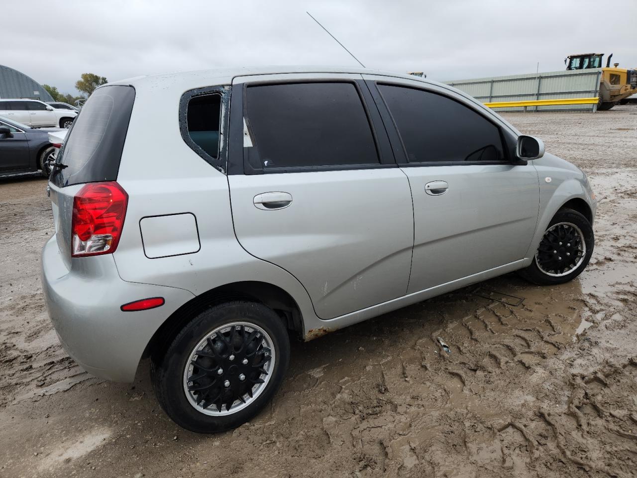 Lot #3290565769 2005 CHEVROLET AVEO BASE
