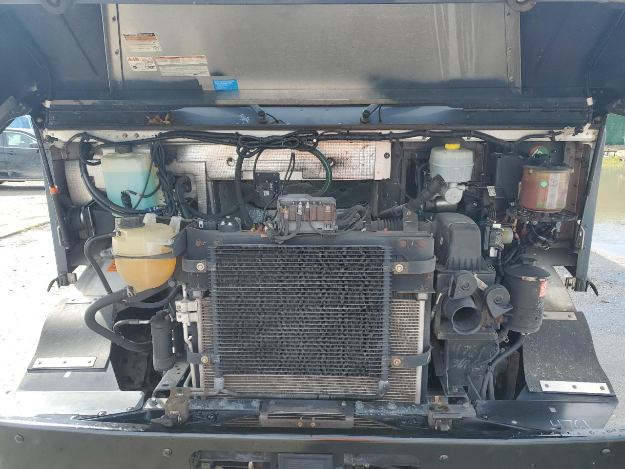 Lot #3302683007 2021 FORD F59