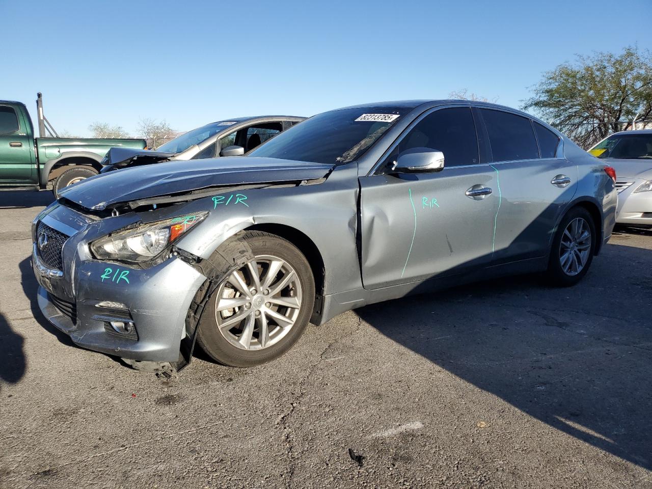 INFINITI Q50 PREMIUM