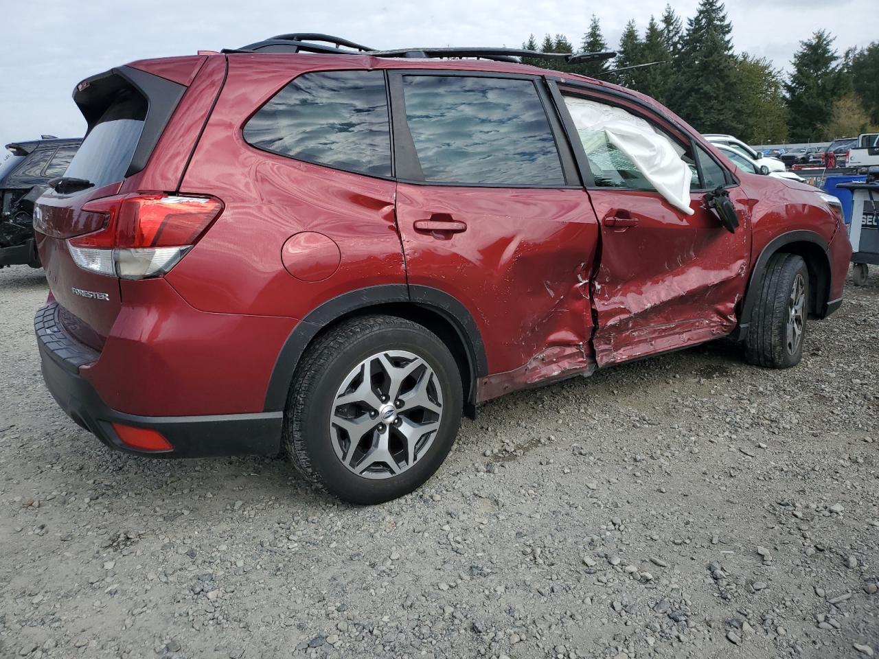 SUBARU FORESTER PREMIUM