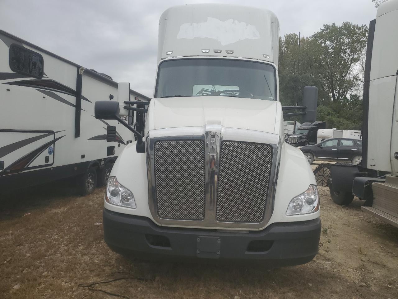 Lot #3266057325 2017 KENWORTH CONSTRUCTI