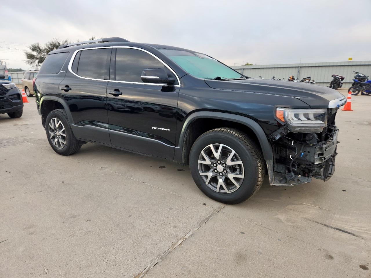 GMC ACADIA SLE