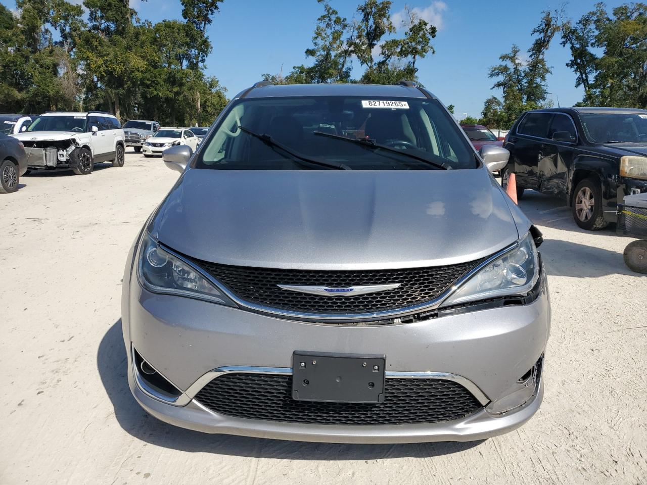 CHRYSLER PACIFICA TOURING L