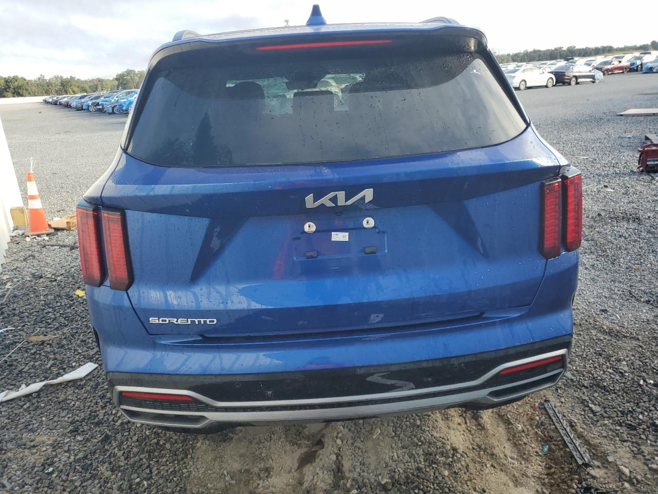 Lot #3290042261 2023 KIA SORENTO S
