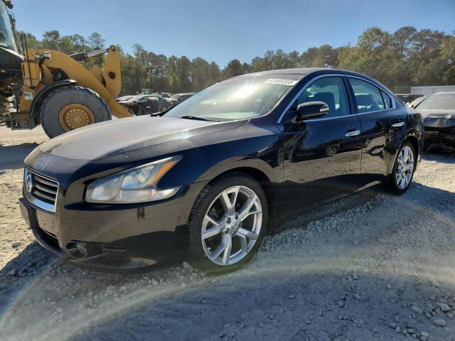 NISSAN MAXIMA S