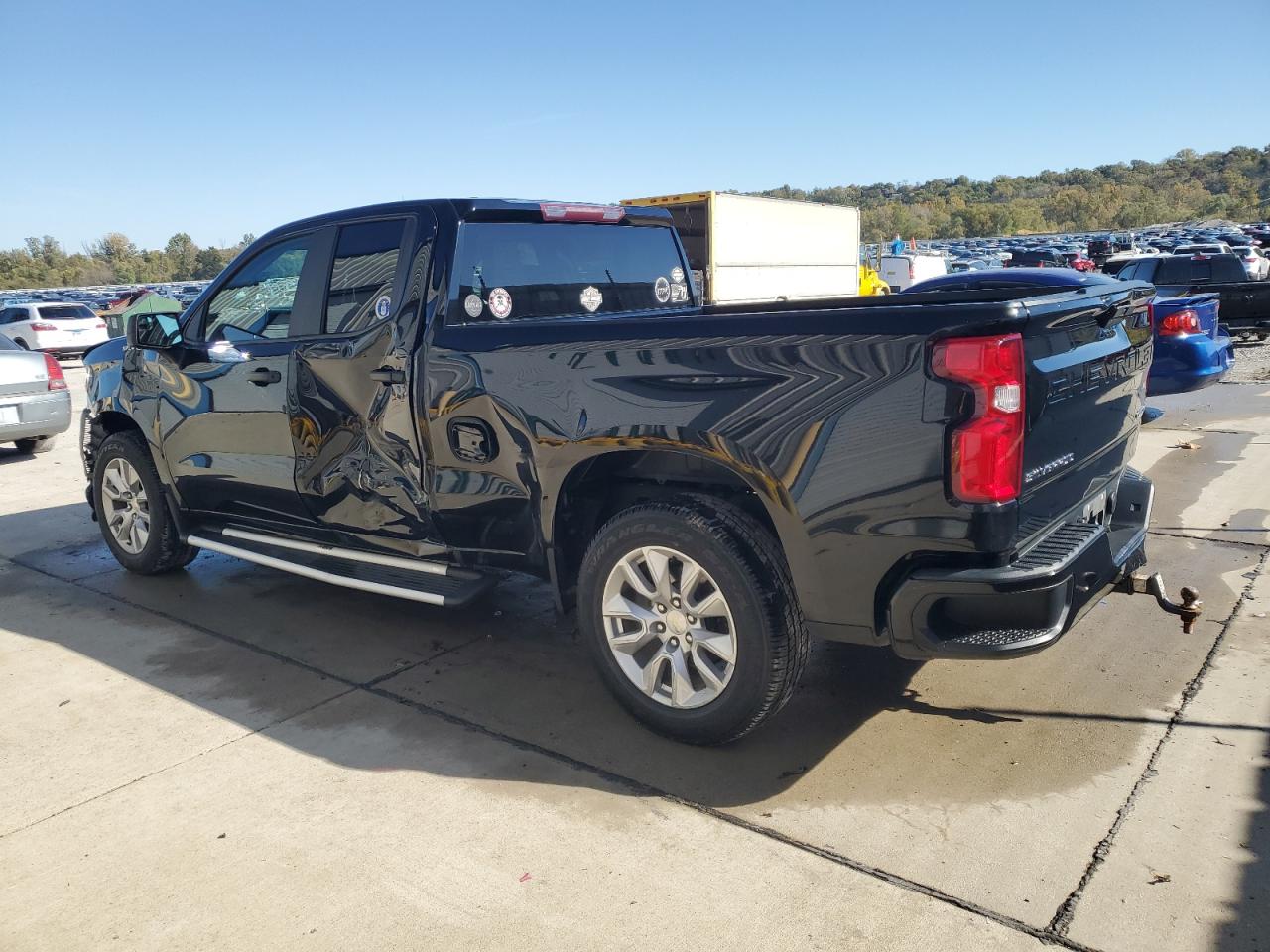 CHEVROLET SILVERADO C1500 CUSTOM