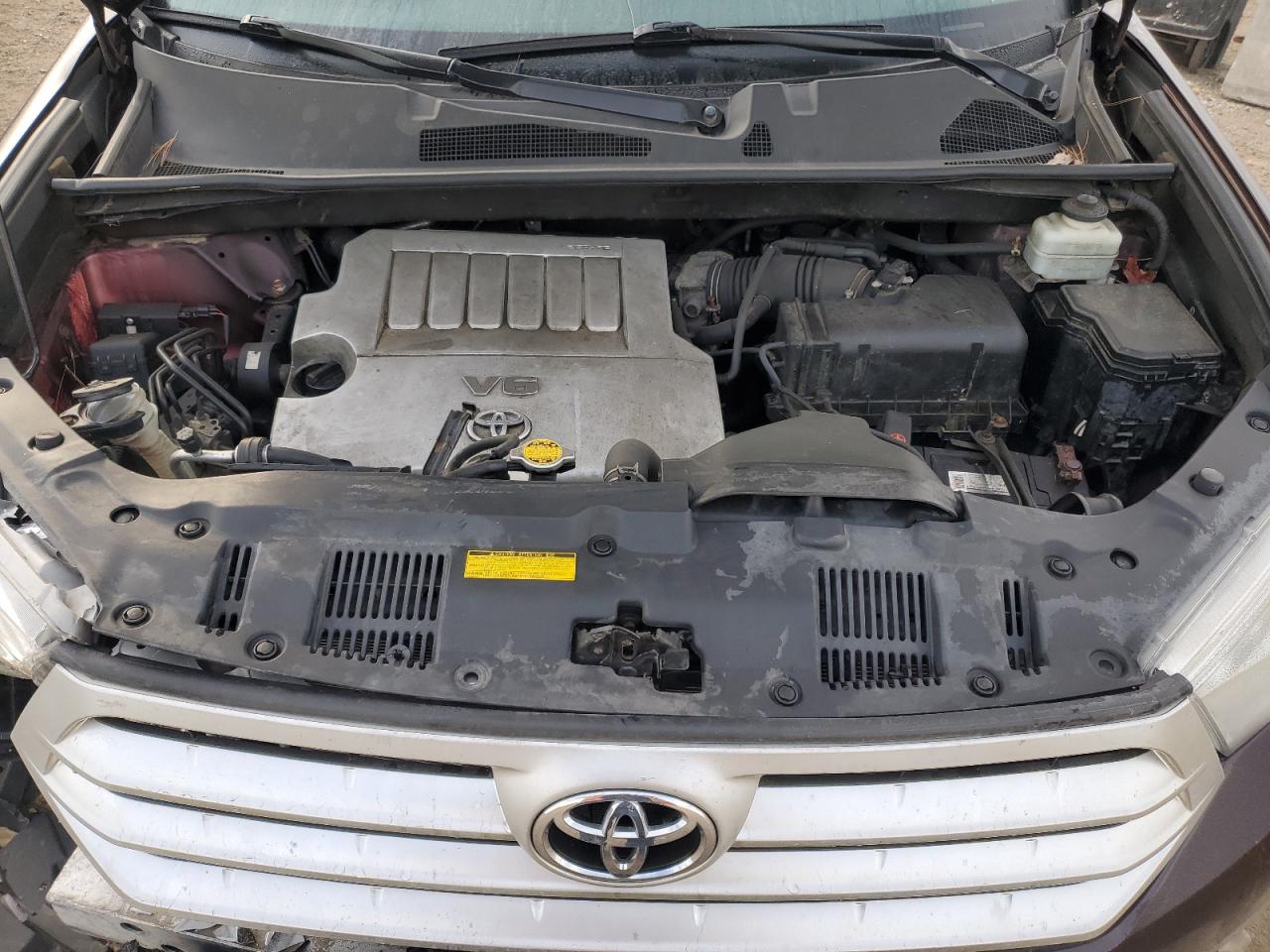 TOYOTA HIGHLANDER BASE