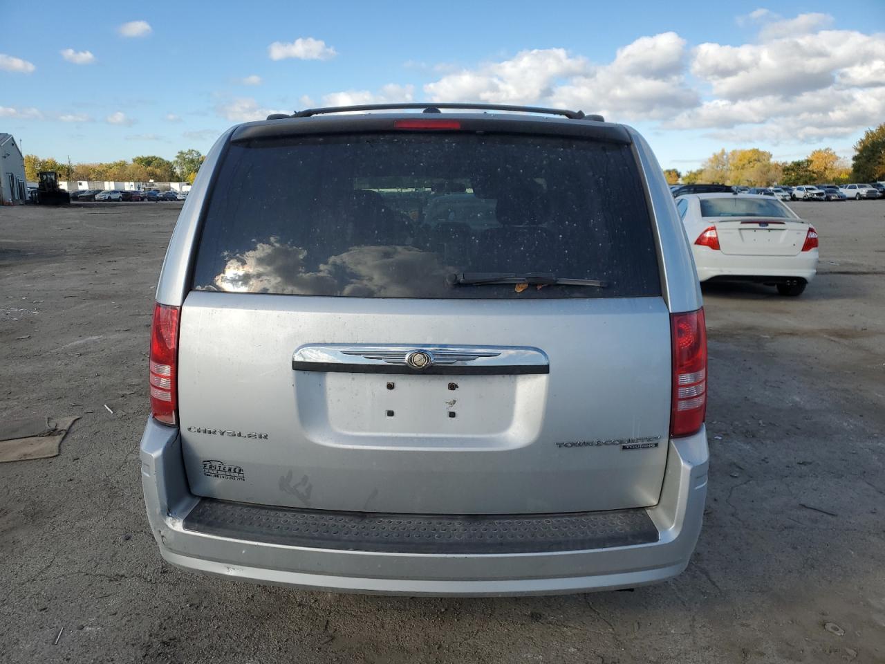CHRYSLER TOWN & COUNTRY TOURING