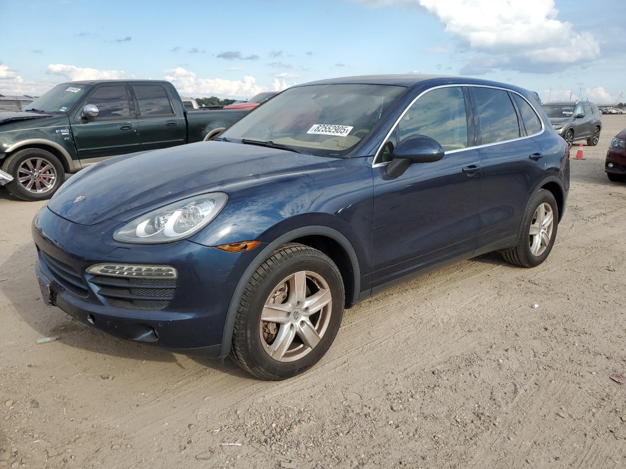 PORSCHE CAYENNE