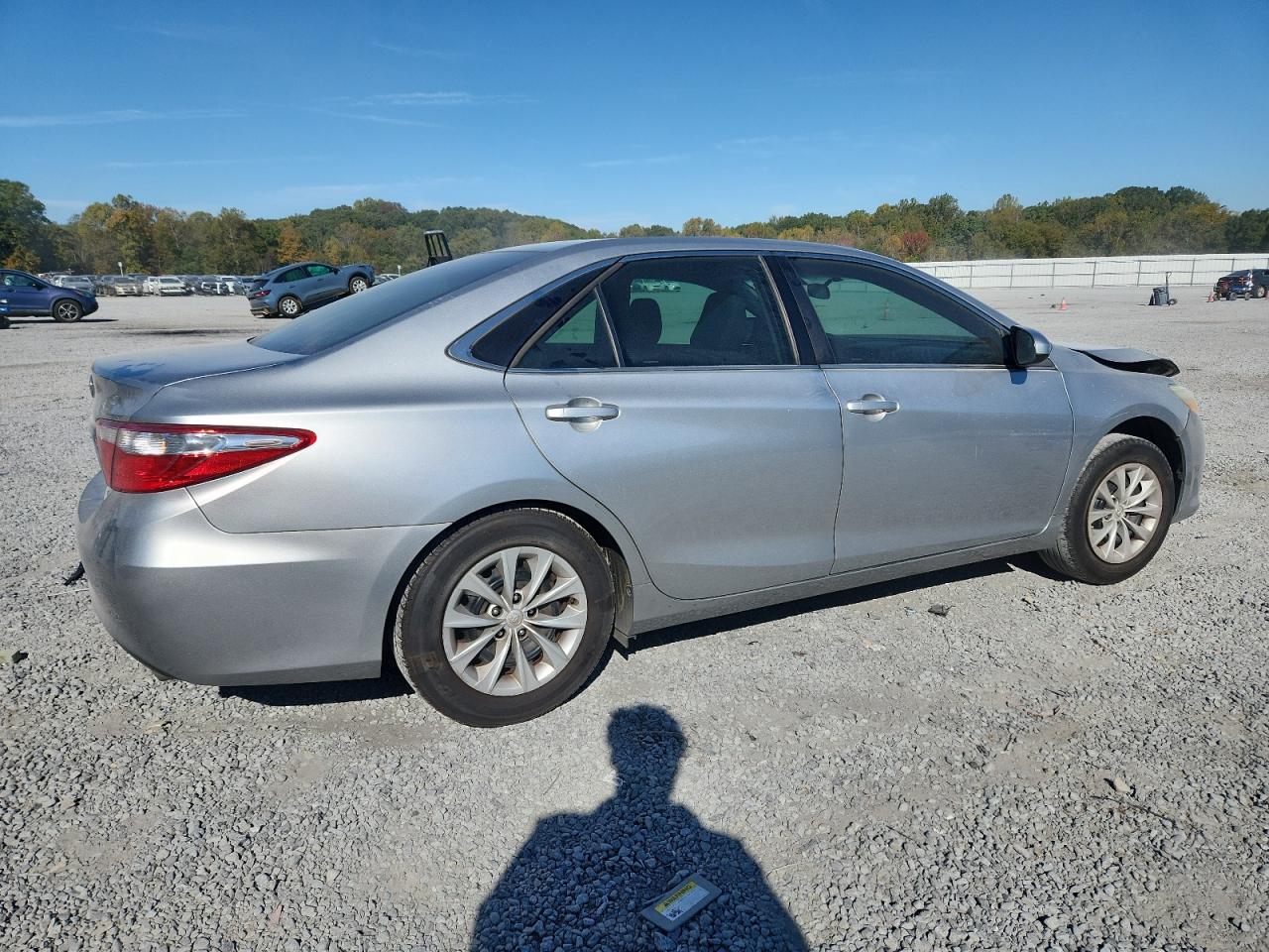 TOYOTA CAMRY LE