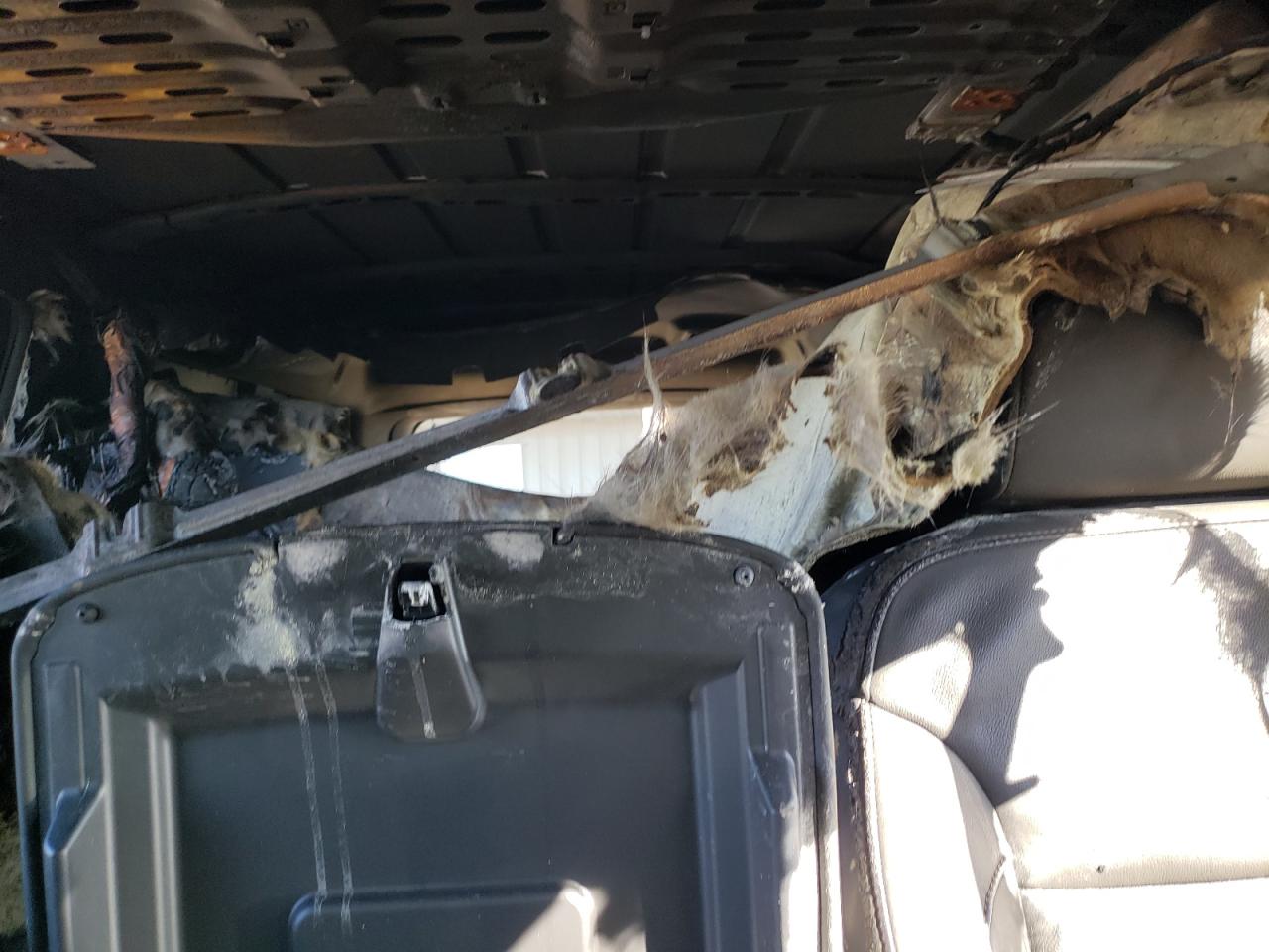 CHEVROLET SUBURBAN K1500 LT