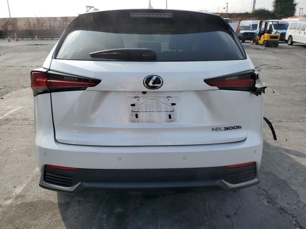 LEXUS NX 300H