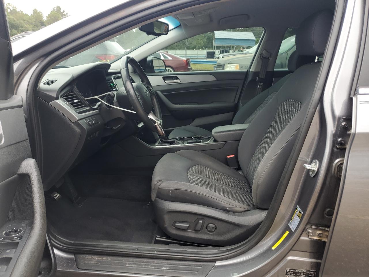 HYUNDAI SONATA SPORT