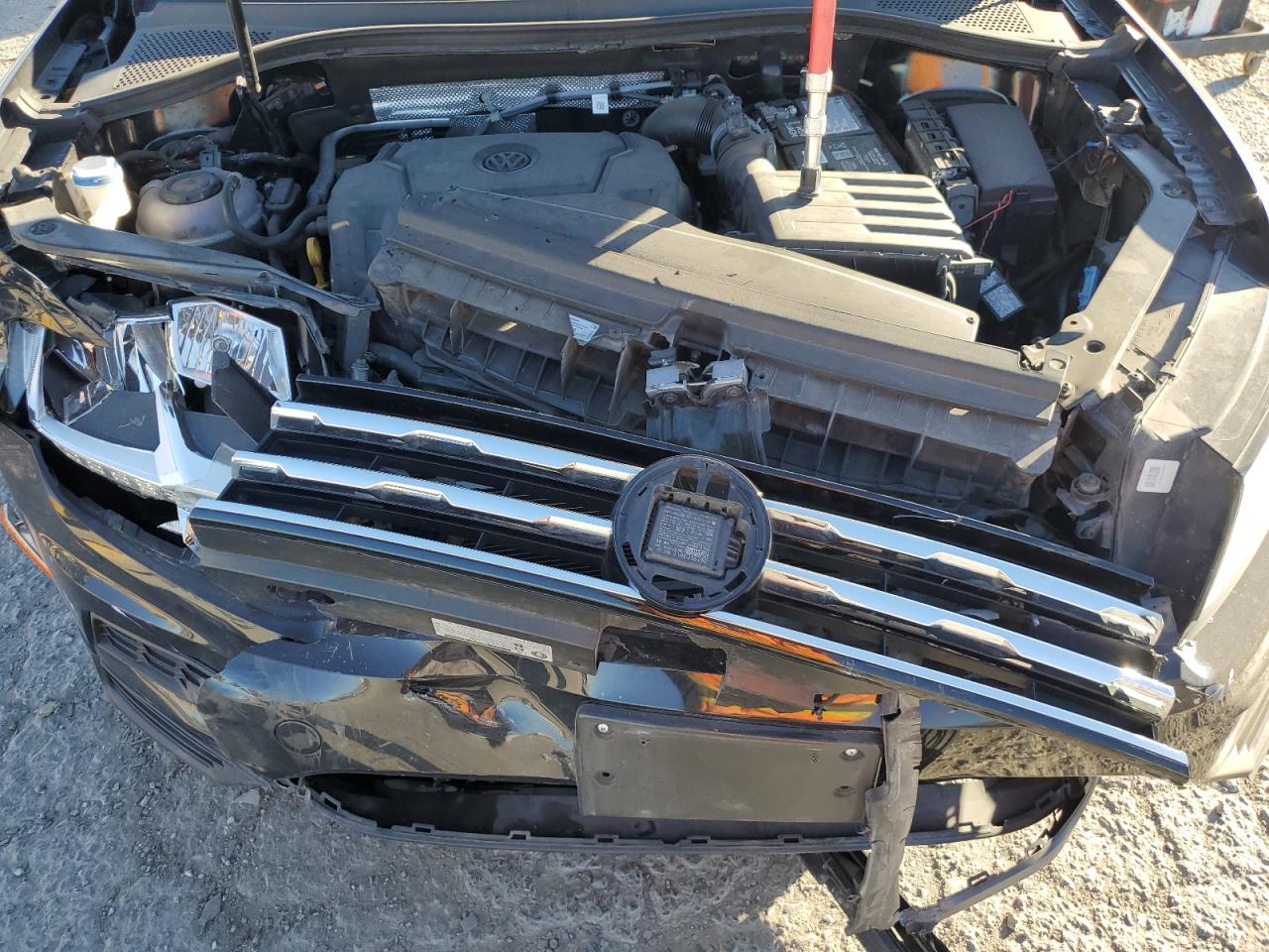 VOLKSWAGEN TIGUAN SE