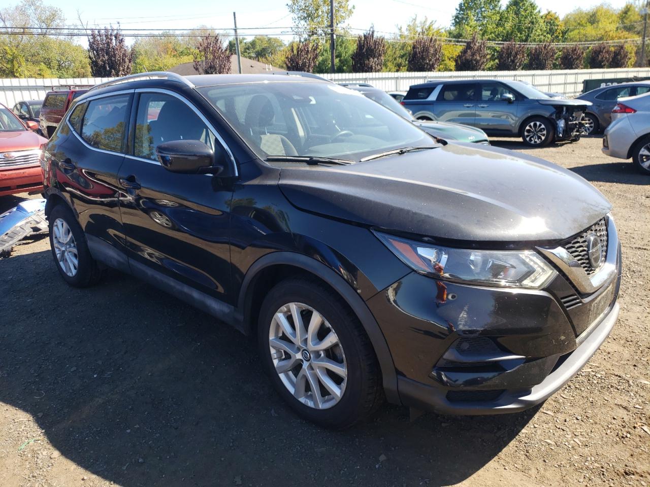 NISSAN ROGUE SPORT S