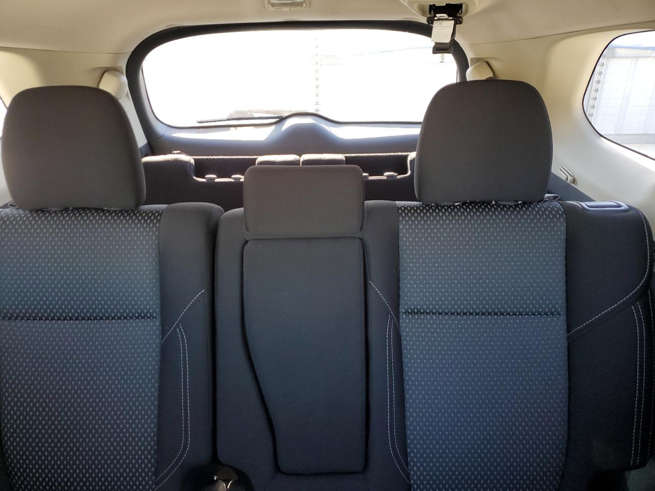 MITSUBISHI OUTLANDER ES