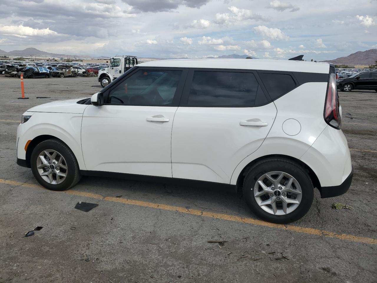 KIA SOUL LX
