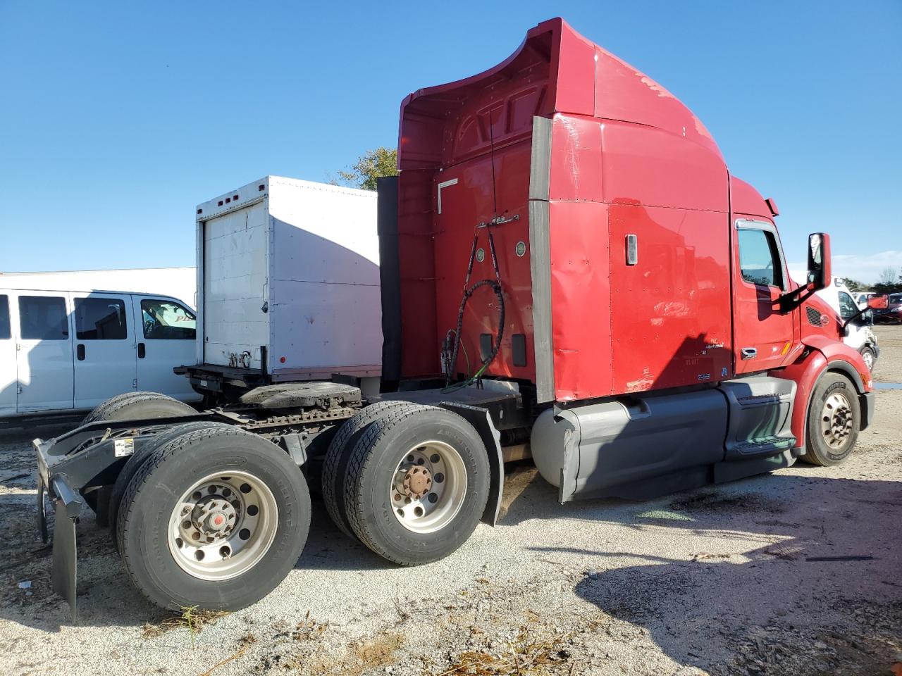 Lot #3268962003 2016 PETERBILT 579
