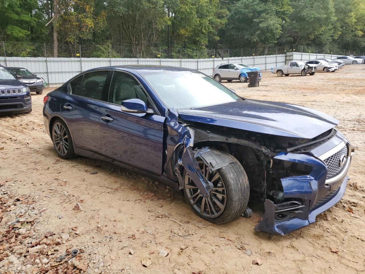 INFINITI Q50 RED SPORT 400