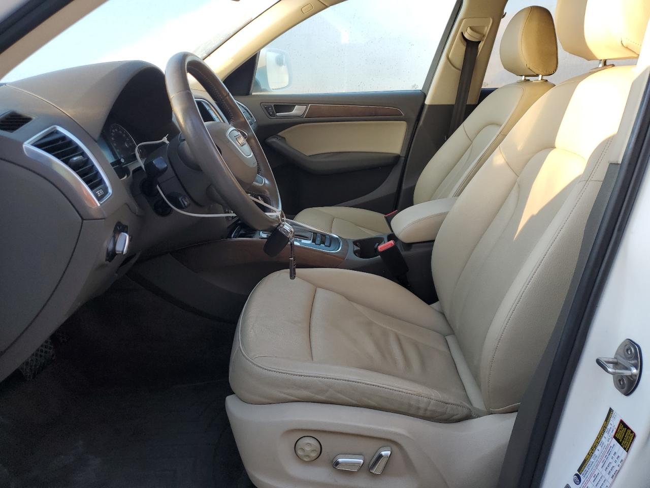 AUDI Q5 PREMIUM PLUS