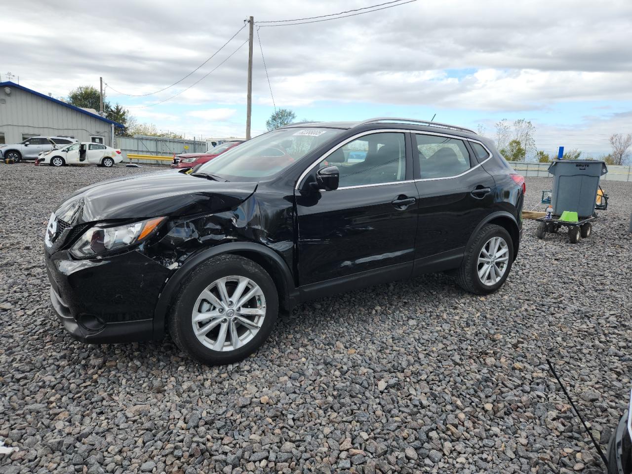NISSAN ROGUE SPORT S