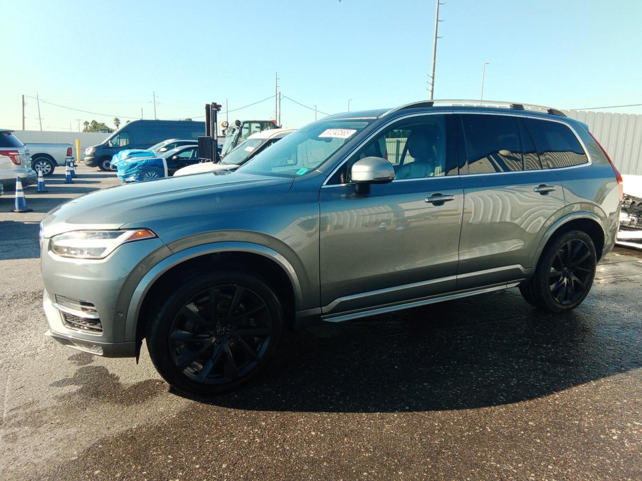 VOLVO XC90 T6