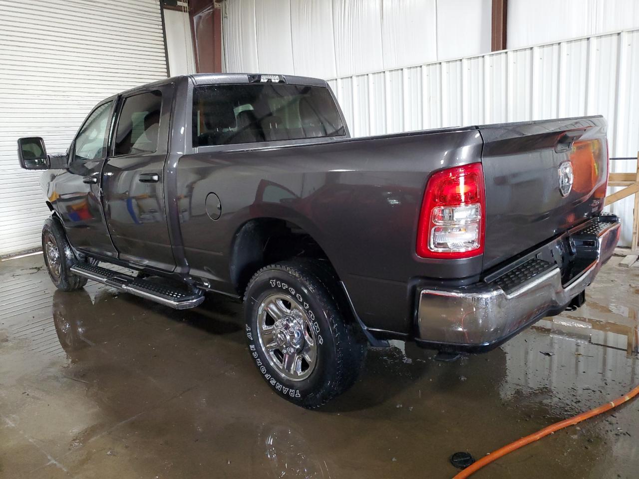 RAM 2500 TRADESMAN