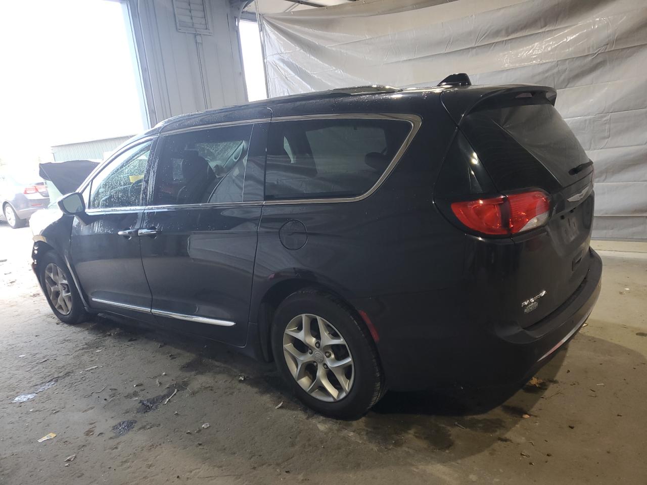 CHRYSLER PACIFICA TOURING L