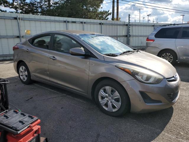 2016 HYUNDAI ELANTRA SE - 5NPDH4AE3GH717890