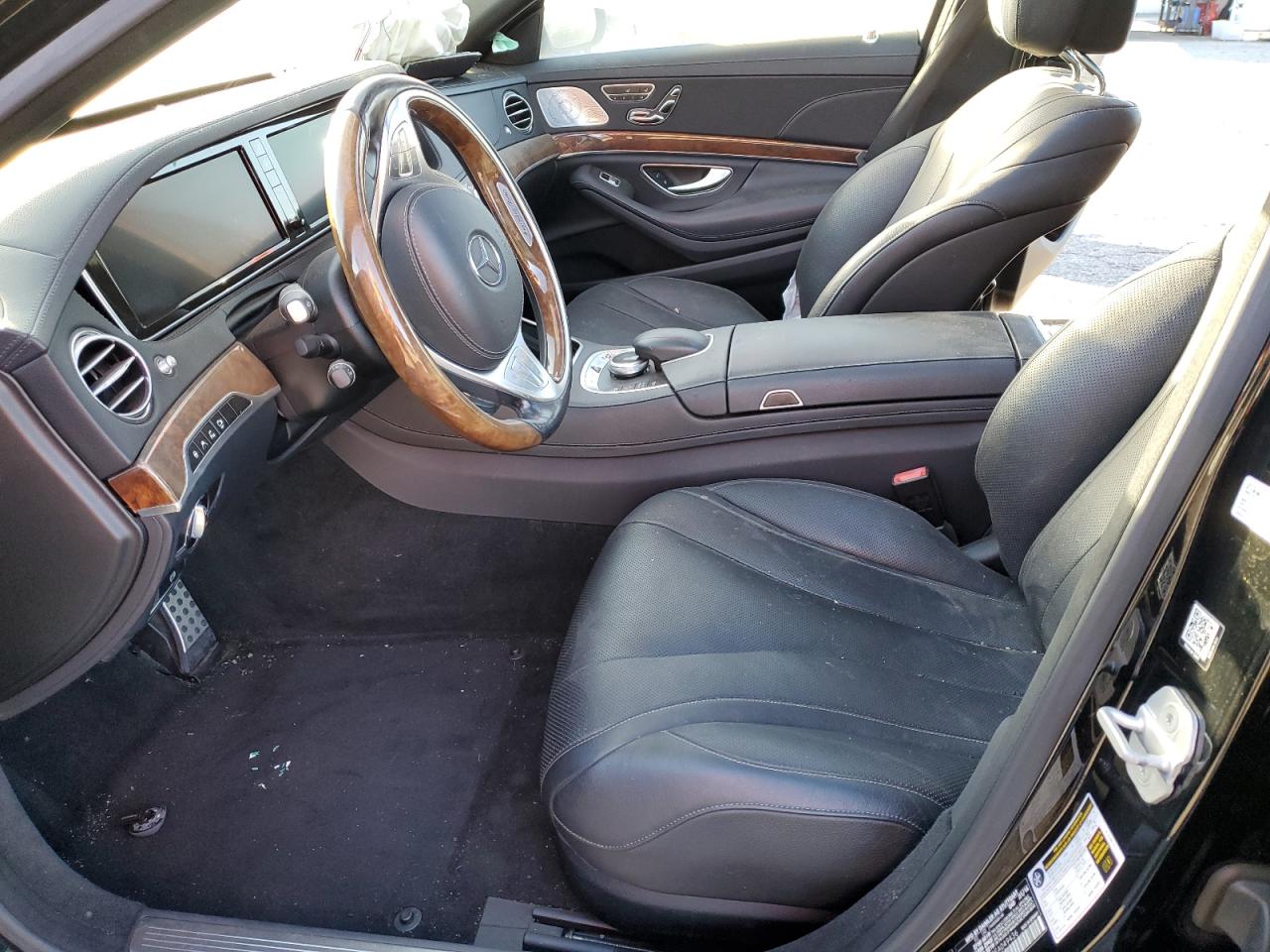 MERCEDES-BENZ S-CLASS 550