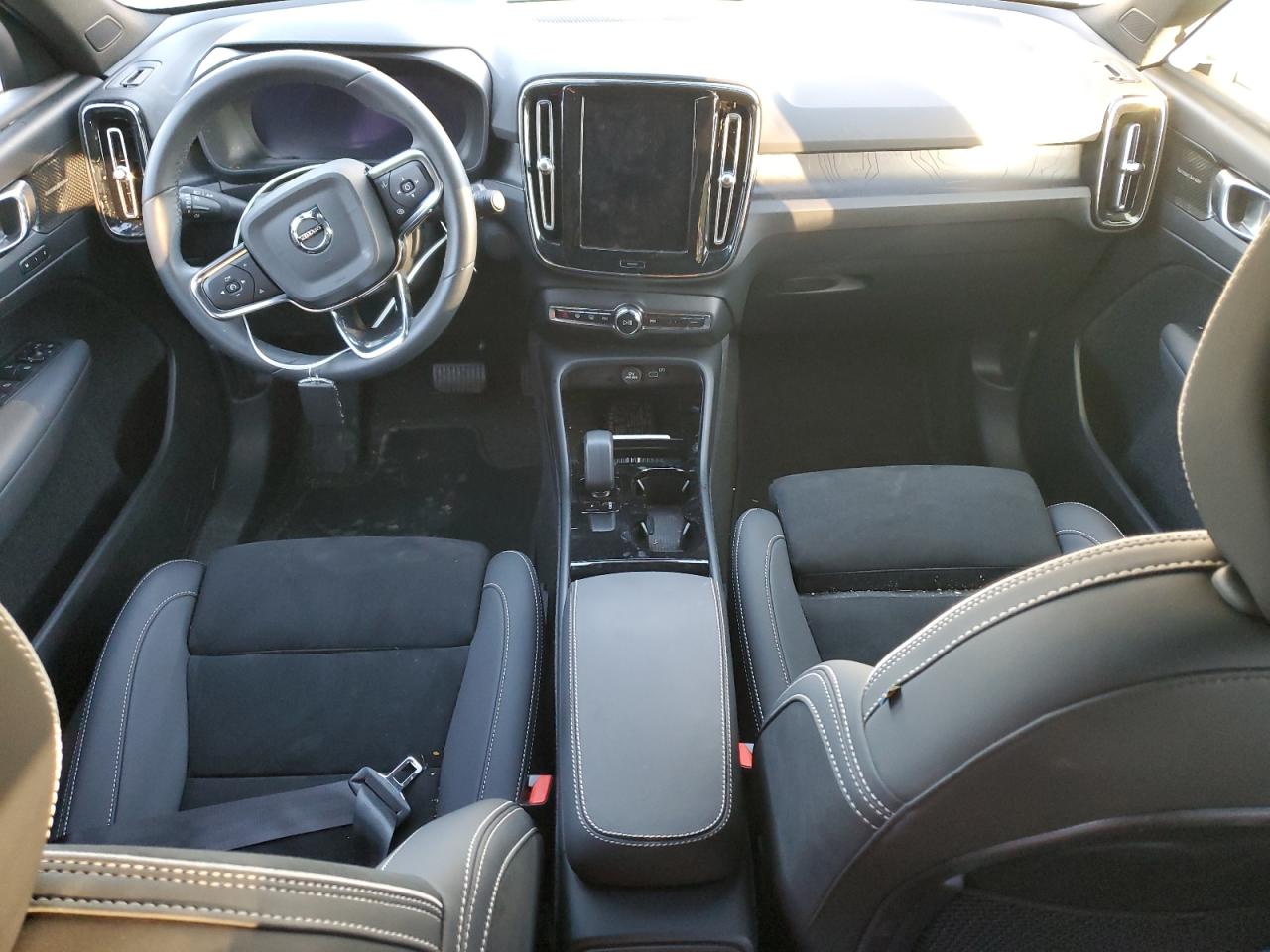 VOLVO XC40 RECHARGE ULTIMATE