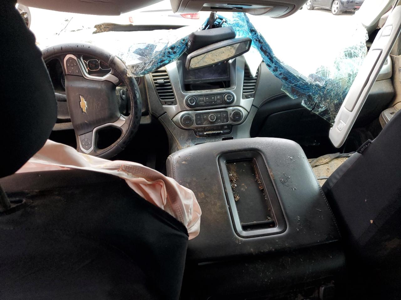 CHEVROLET TAHOE K1500 LS