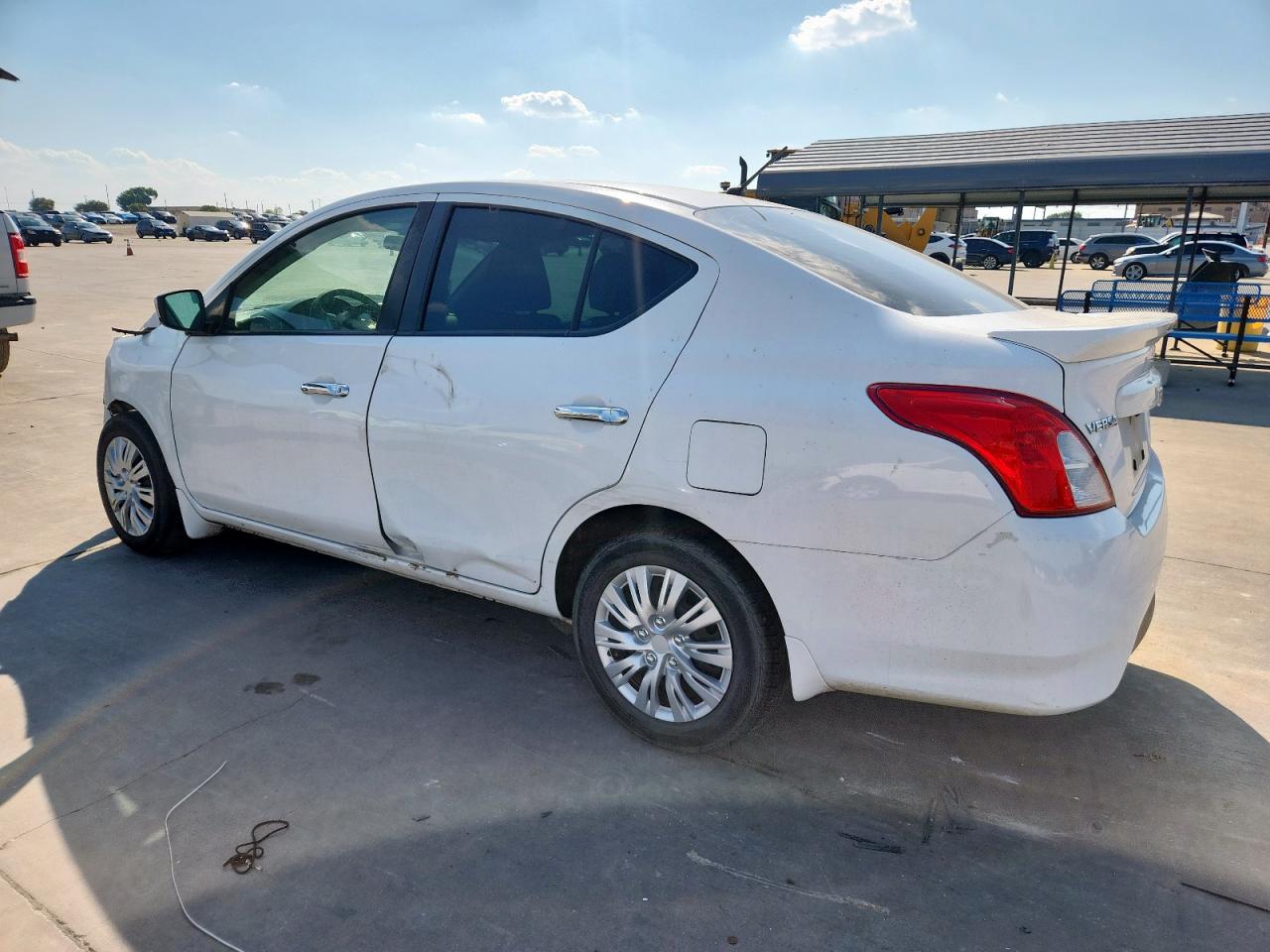 NISSAN VERSA S