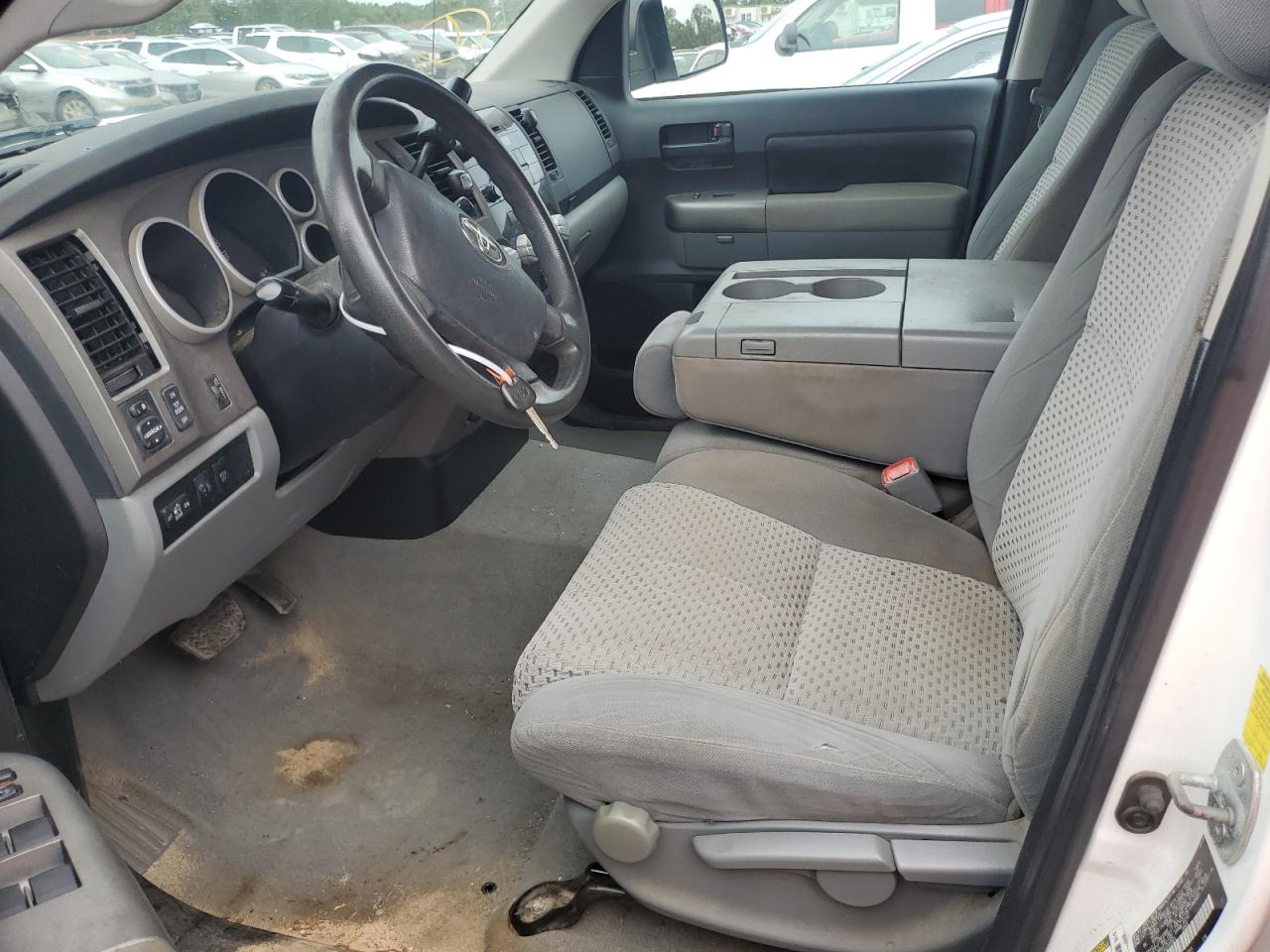 TOYOTA TUNDRA DOUBLE CAB SR5