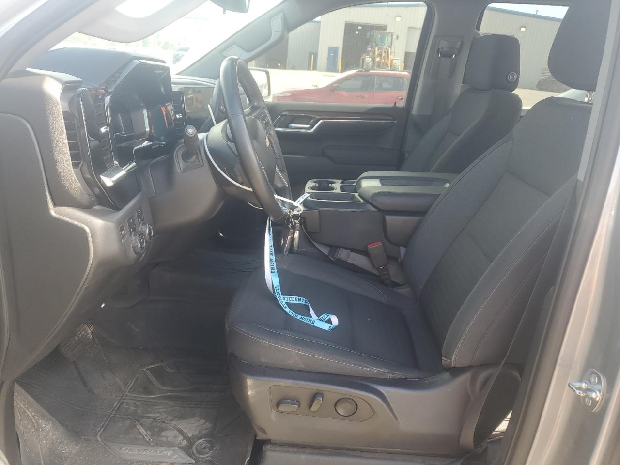 CHEVROLET SILVERADO K1500 LT