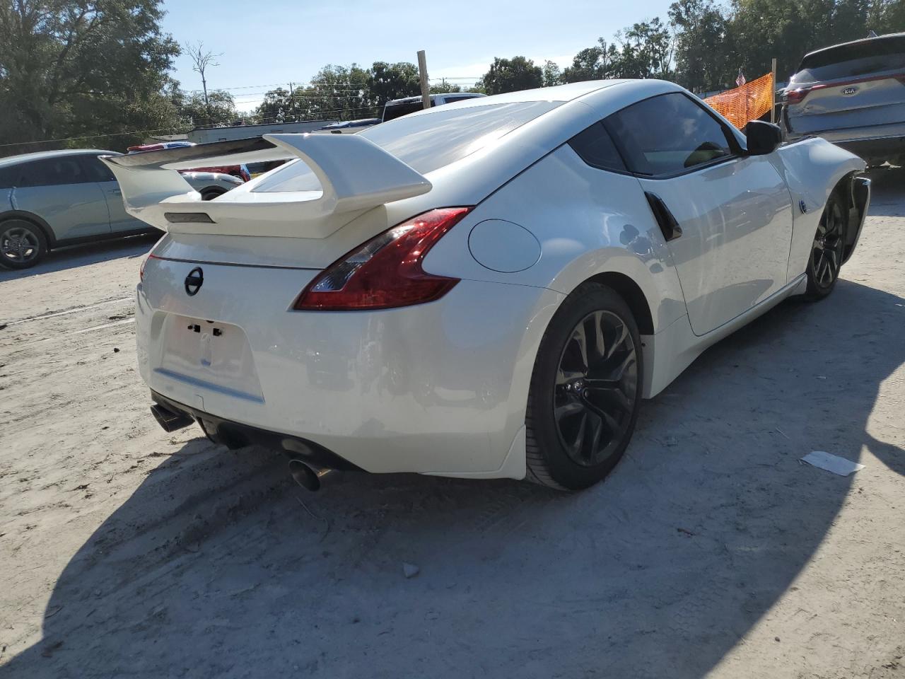 NISSAN 370Z BASE