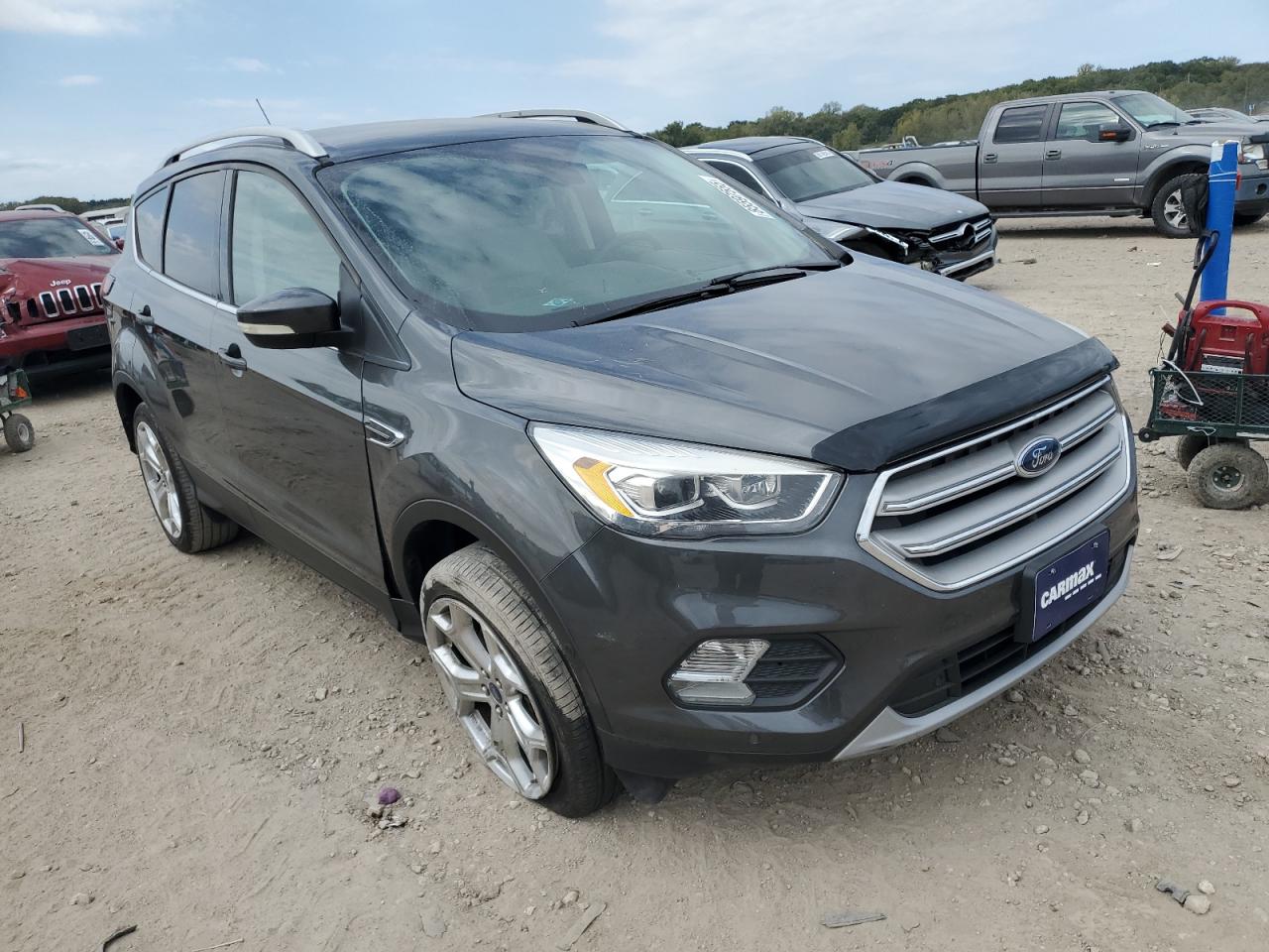 FORD ESCAPE TITANIUM